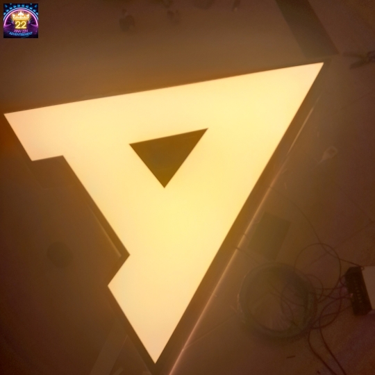 CHỮ ALU ĐI LED 4RAU