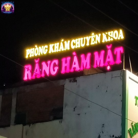 MẶT NỔI ALU ĐI ĐÈN SÁNG