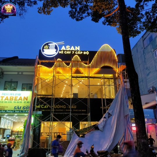 BIỂN HIỆU QUẢNG CÁO MÌ CAY ASAN ĐI ĐÈN 